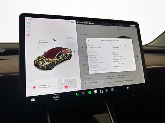 Tesla Model 3 26 of 30