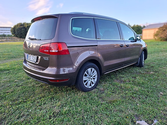 Volkswagen Sharan 3 of 5