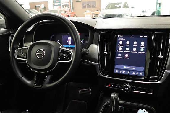 Volvo V90 8 of 23