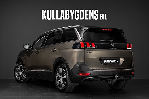 Peugeot 5008 3 of 5