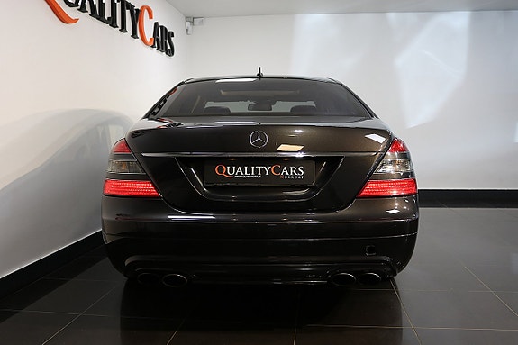 Mercedes-Benz S420 6 of 23