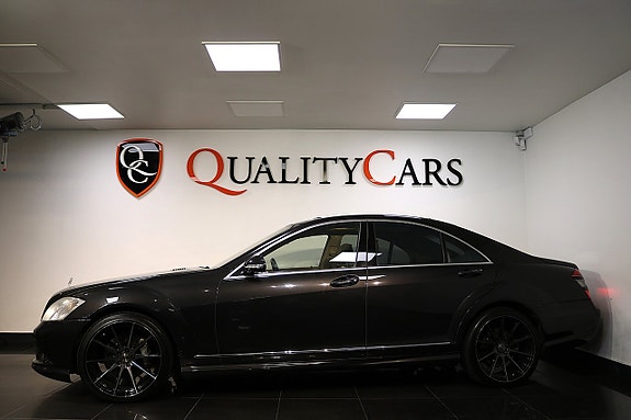 Mercedes-Benz S420 2 of 5
