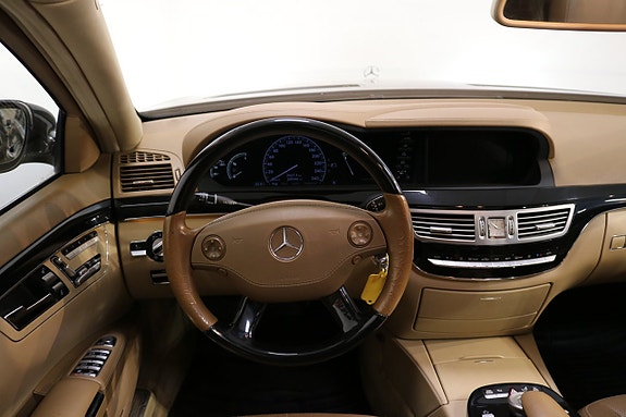 Mercedes-Benz S420 11 of 23
