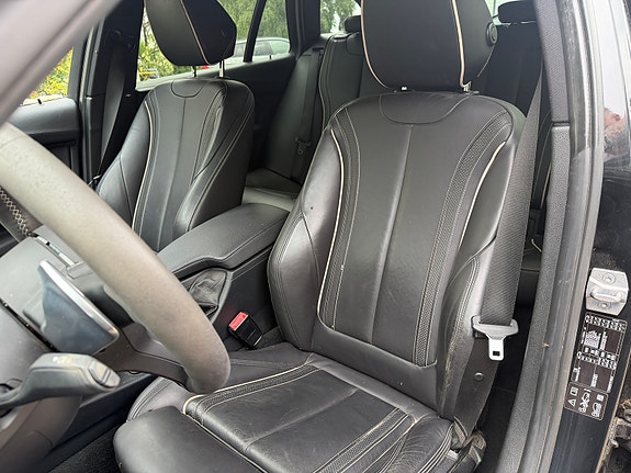 BMW 335d 4 of 5