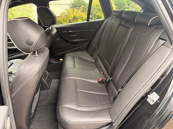 BMW 335d 5 of 5
