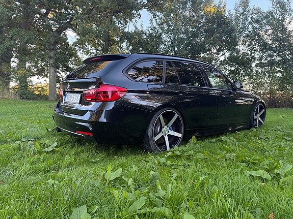 BMW 335d 6 of 8