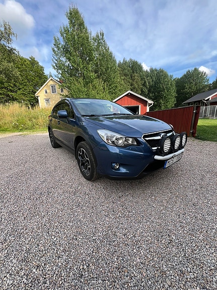 Subaru XV 2 of 5