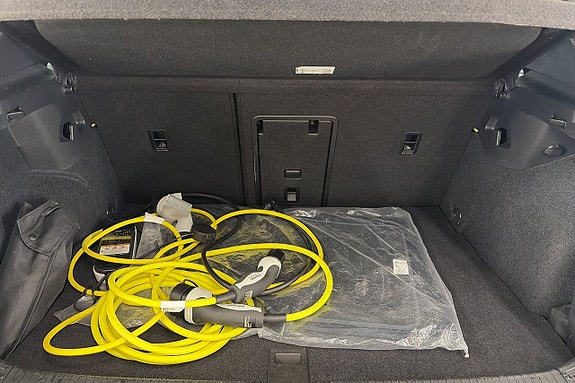 Volkswagen Golf I 18 of 18