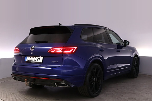Volkswagen Touareg 5 of 5
