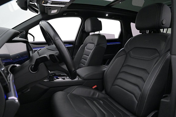Volkswagen Touareg 10 of 27