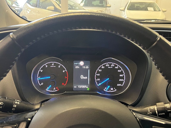 Toyota Yaris 10 of 11