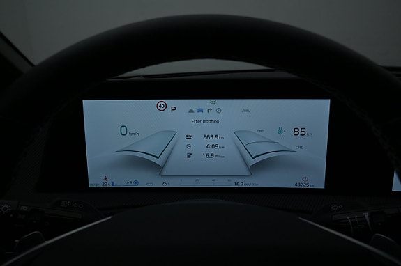 Kia EV6 8 of 27