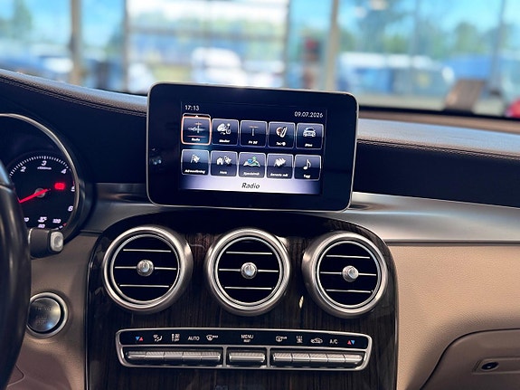 Mercedes-Benz GLC350 d 19 of 25