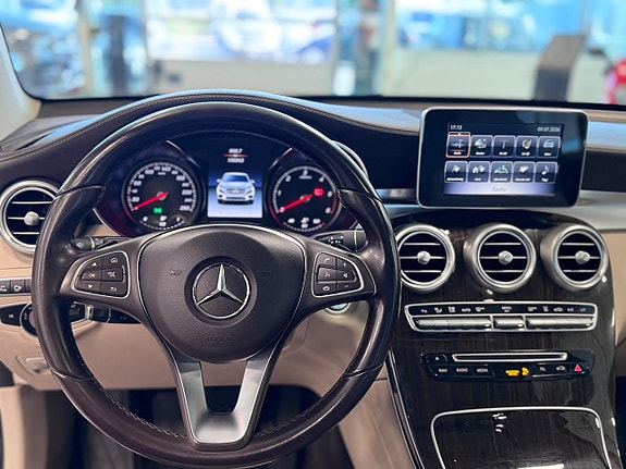 Mercedes-Benz GLC350 d 16 of 25