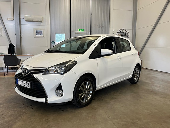 Toyota Yaris 5 of 5