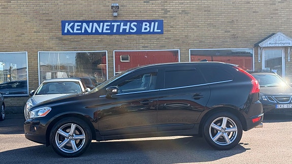 Volvo XC60 7 of 30