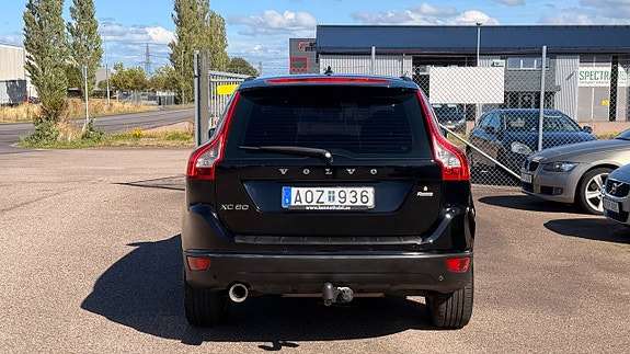Volvo XC60 5 of 30