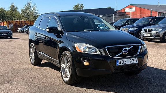 Volvo XC60 3 of 30