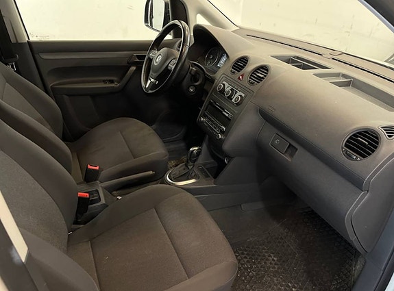 Volkswagen Caddy Maxi 3 of 5