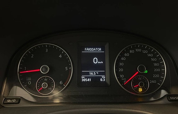 Volkswagen Caddy Maxi 12 of 16