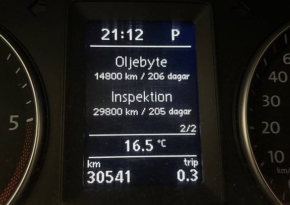 Volkswagen Caddy Maxi 11 of 16