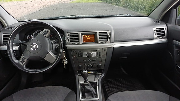 Opel Vectra 5 of 5