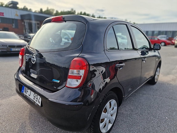 Nissan Micra 3 of 5