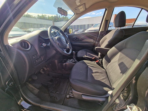 Nissan Micra 9 of 15
