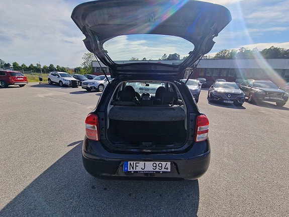 Nissan Micra 6 of 15