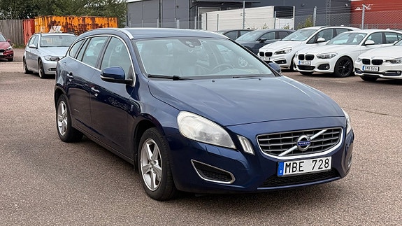 Volvo V60 3 of 5
