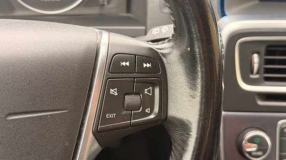 Volvo V60 15 of 26