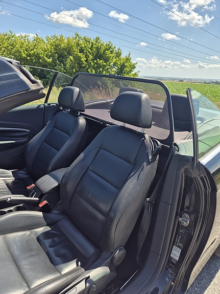 Volkswagen Eos 7 of 13