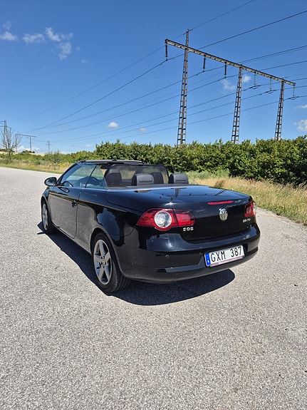 Volkswagen Eos 3 of 5