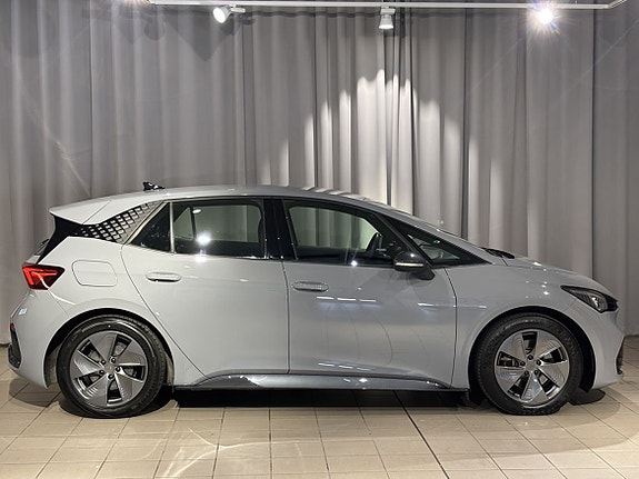 Cupra Born 3 of 5