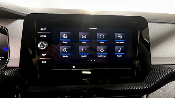 Volkswagen T-Cross 9 of 12
