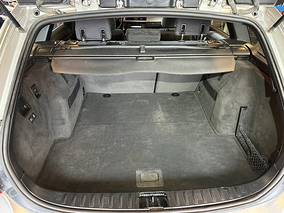 BMW 325i 7 of 7