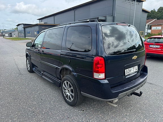 Chevrolet Uplander 4 of 5