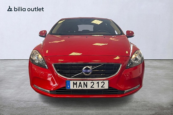 Volvo V40 9 of 30