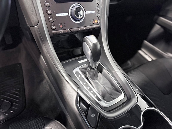 Ford Mondeo 11 of 14
