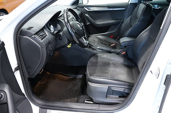 Skoda Octavia 3 of 5