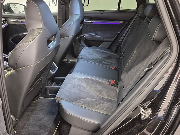 Skoda Enyaq RS 9 of 13