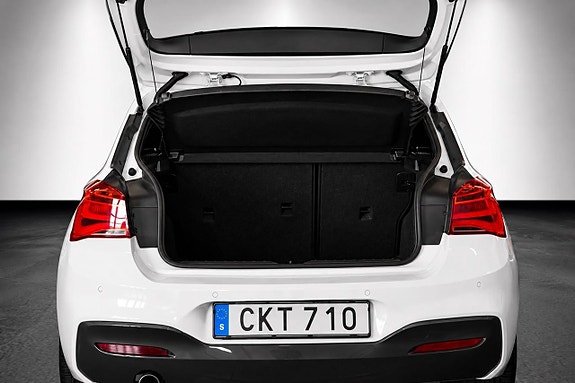 BMW 118d 5 of 5