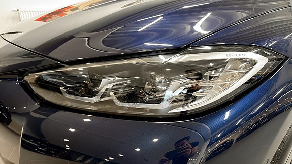 BMW i4 11 of 14