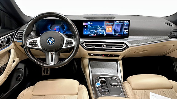 BMW i4 4 of 5