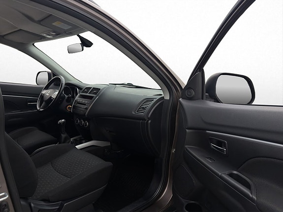Mitsubishi ASX 19 of 26