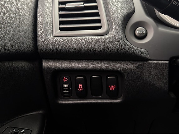 Mitsubishi ASX 13 of 26