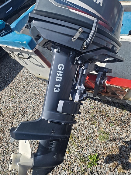 Örnvik 480 med yamaha 20hk från 1998 inkl trailer 3 of 5