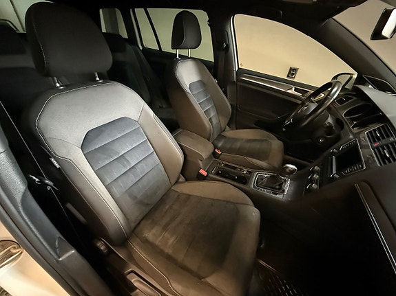 Volkswagen Golf Alltrack 6 of 7