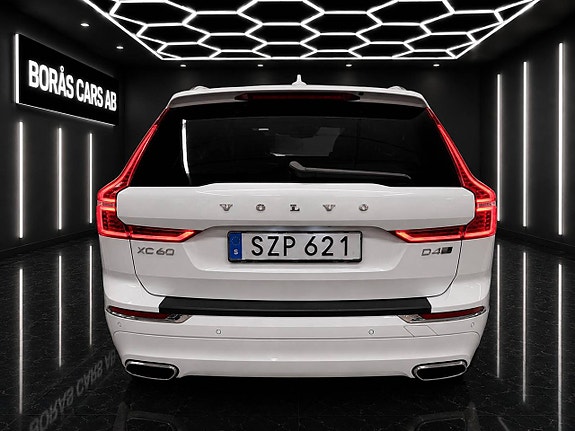 Volvo XC60 4 of 5