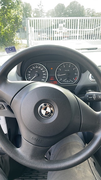 BMW 116i 8 of 8